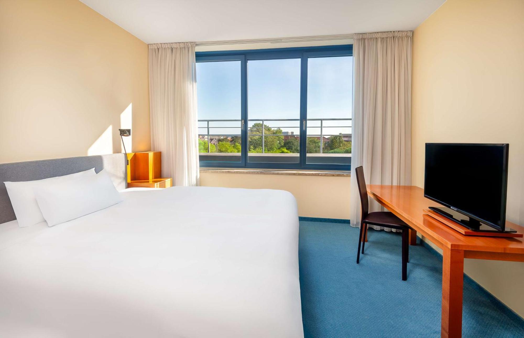 Dessau-Rosslau Radisson Blu Fuerst Leopold Hotel מראה חיצוני תמונה