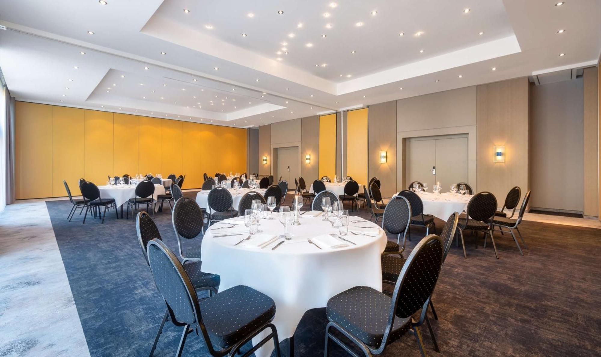 Dessau-Rosslau Radisson Blu Fuerst Leopold Hotel מראה חיצוני תמונה