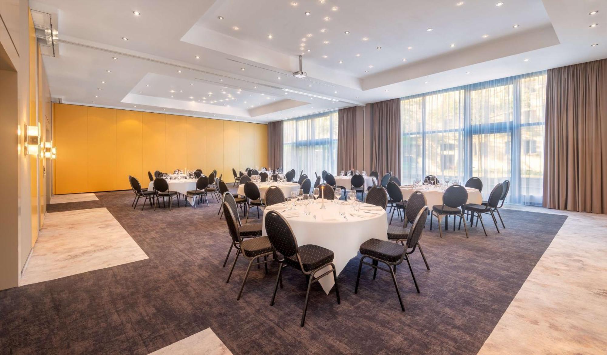 Dessau-Rosslau Radisson Blu Fuerst Leopold Hotel מראה חיצוני תמונה